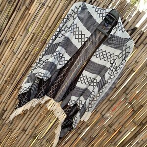 Mia Maddison open front waterfall fringed cardigan